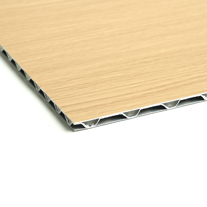 Panel compuesto de núcleo de aluminio